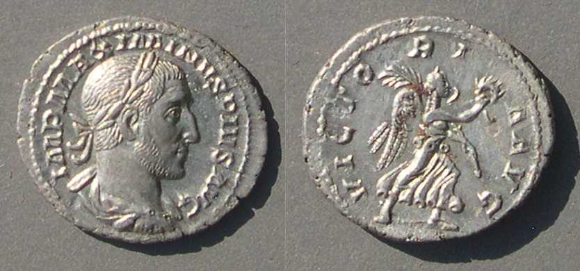 Denarius - Maximinus Thrax (FIDES MILITVM; Fides) - Roman Empire