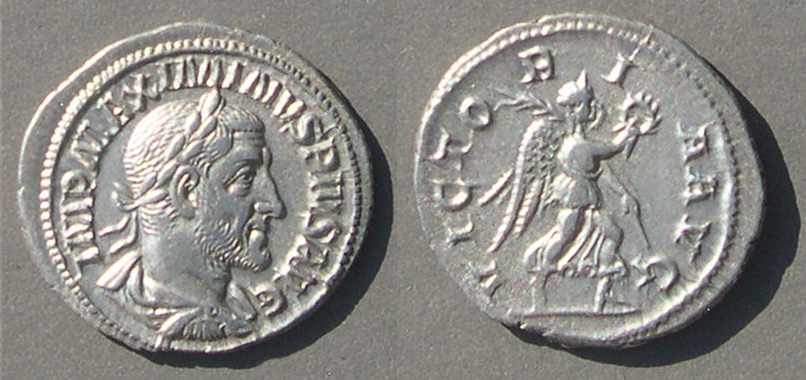 Denarius - Maximinus Thrax (FIDES MILITVM; Fides) - Roman Empire